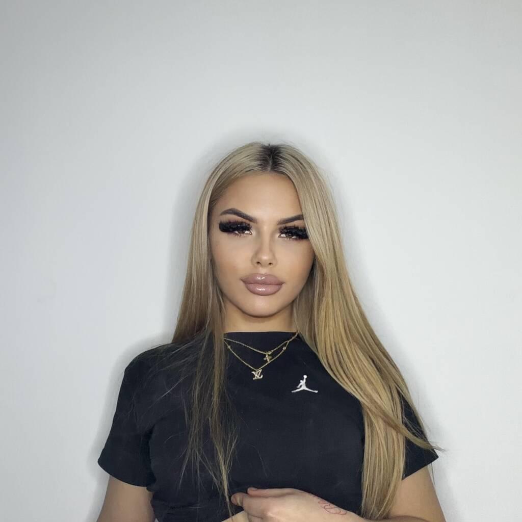 
                        AmberXo
                     is Female Escorts. | Trois Rivieres | Quebec | Canada | canadapleasure.com 