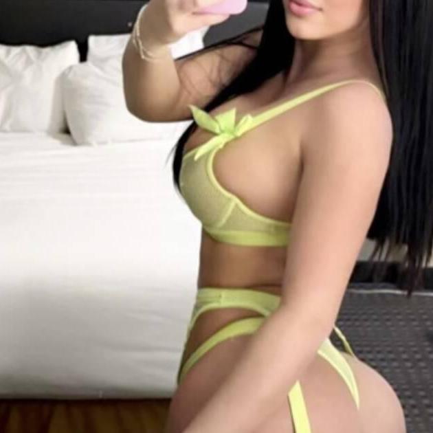 
                        Mia
                     is Female Escorts. | Toronto | Ontario | Canada | canadapleasure.com 
