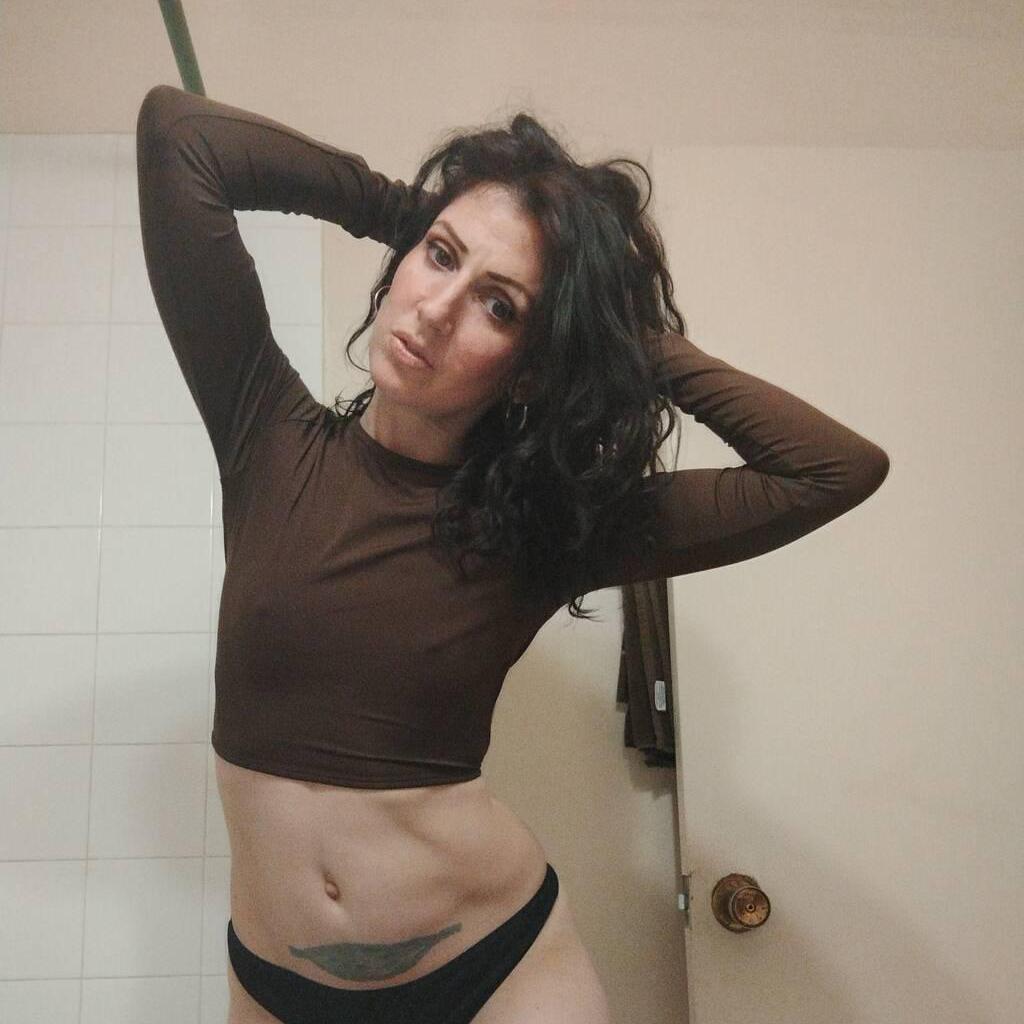 
                        Eryn
                     is Female Escorts. | Prince George | British Columbia | Canada | canadapleasure.com 