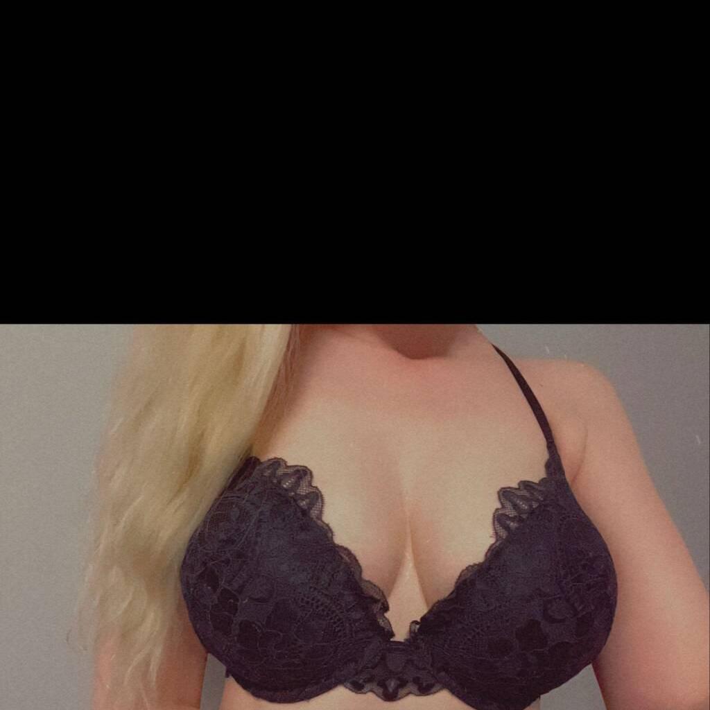 
                        Nikki Lixx & Lola Vixon
                     is Female Escorts. | Hamilton | Ontario | Canada | canadapleasure.com 