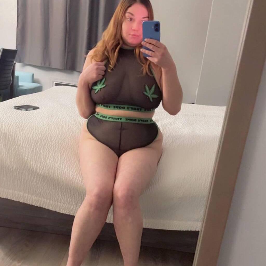 
                        Emma
                     is Female Escorts. | Calgary | Alberta | Canada | canadapleasure.com 