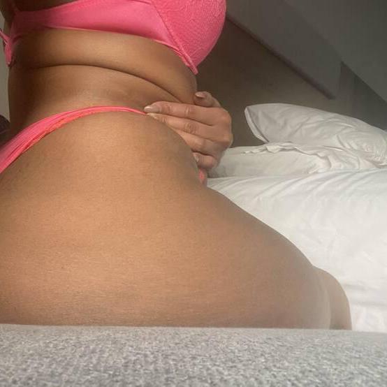 
                        Alissa
                     is Female Escorts. | Edmonton | Alberta | Canada | canadapleasure.com 