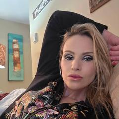 
                        Leah
                     is Female Escorts. | Calgary | Alberta | Canada | canadapleasure.com 