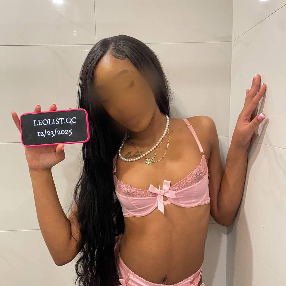 
                        Princess
                     is Female Escorts. | Montreal | Quebec | Canada | canadapleasure.com 