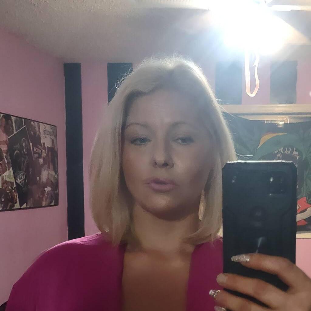 
                        Tiffany
                     is Female Escorts. | Abbotsford | British Columbia | Canada | canadapleasure.com 