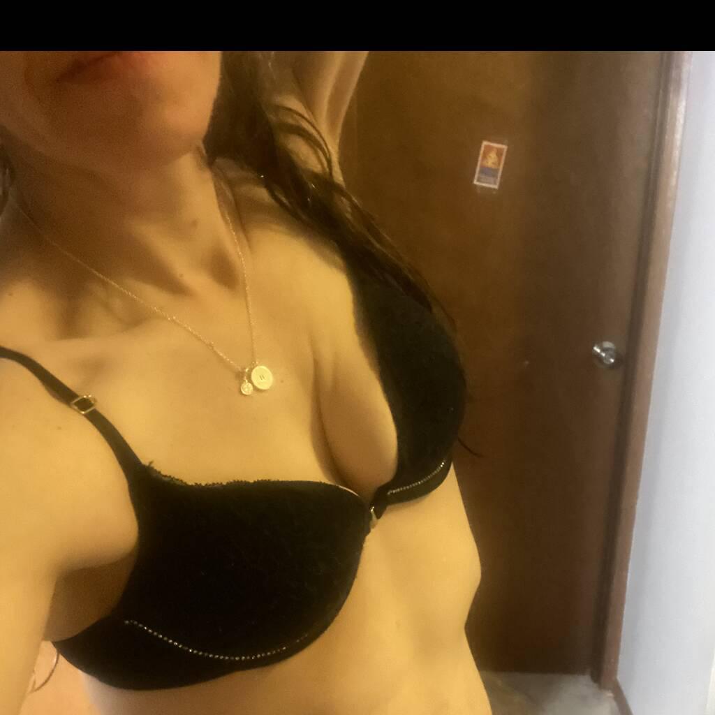 
                        ONLY YOURS
                     is Female Escorts. | Edmonton | Alberta | Canada | canadapleasure.com 