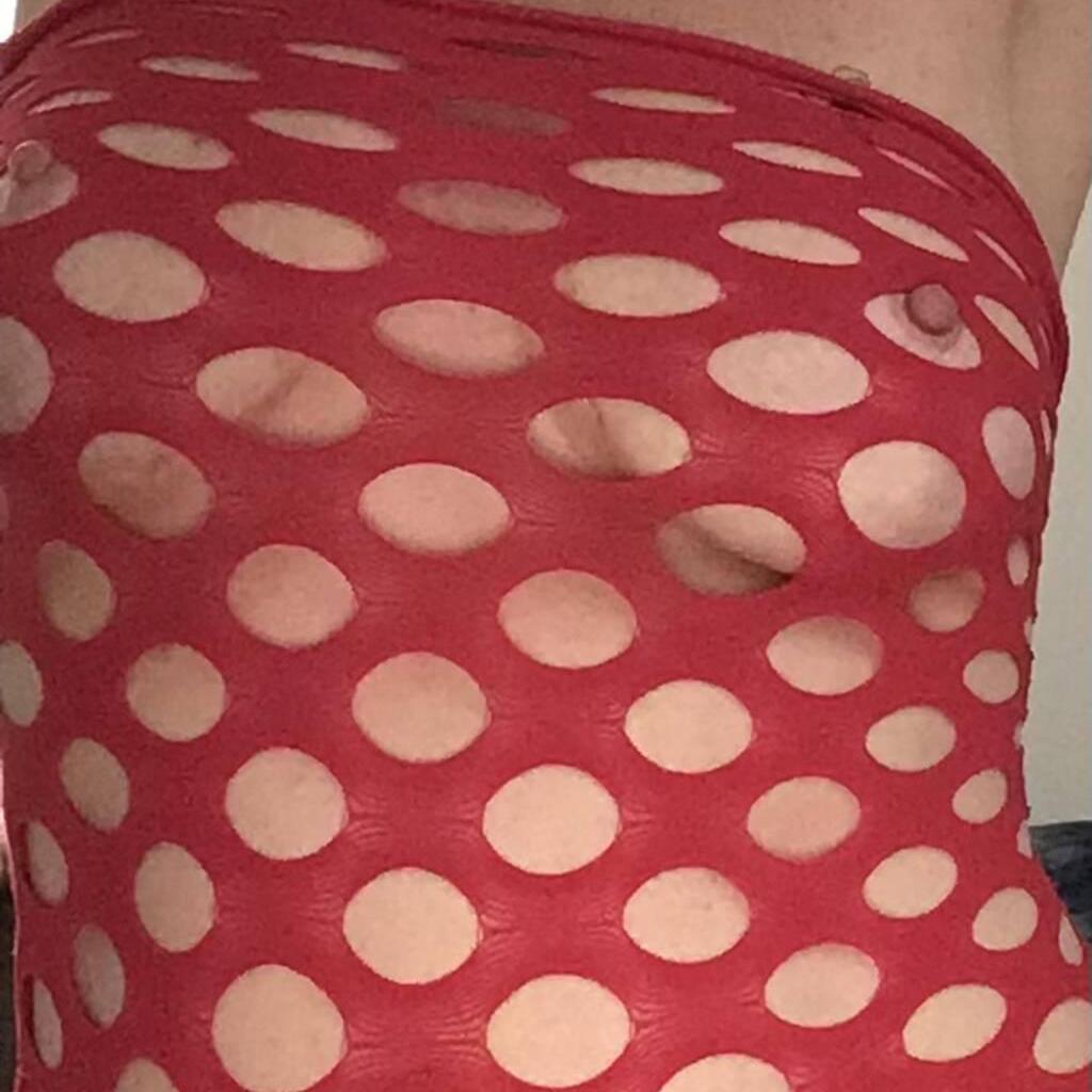 
                        Sarah
                     is Female Escorts. | Kelowna | British Columbia | Canada | canadapleasure.com 