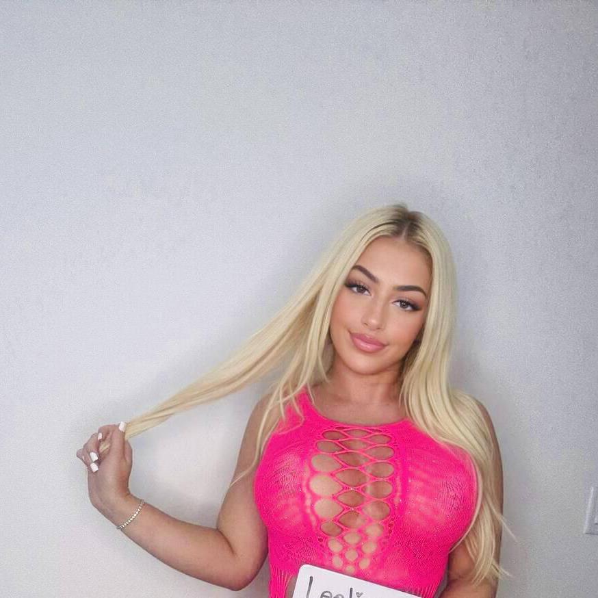 
                        Brielle
                     is Female Escorts. | Brandon | Manitoba | Canada | canadapleasure.com 