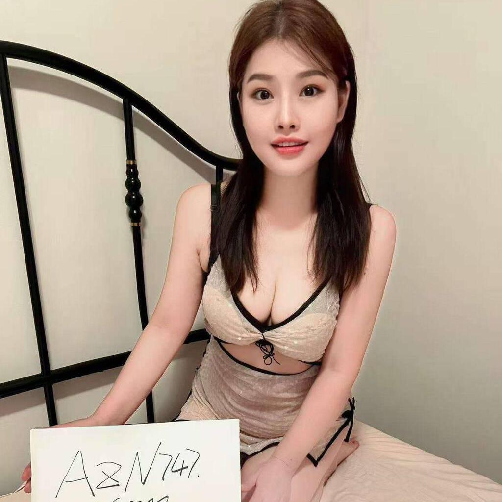 
                        Kelly226-476-0412
                     is Female Escorts. | Barrie | Ontario | Canada | canadapleasure.com 