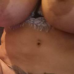 
                        Emily
                     is Female Escorts. | windsor | Ontario | Canada | canadapleasure.com 