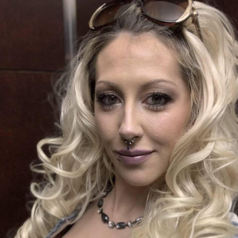 
                        Sara
                     is Female Escorts. | Kitchener | Ontario | Canada | canadapleasure.com 