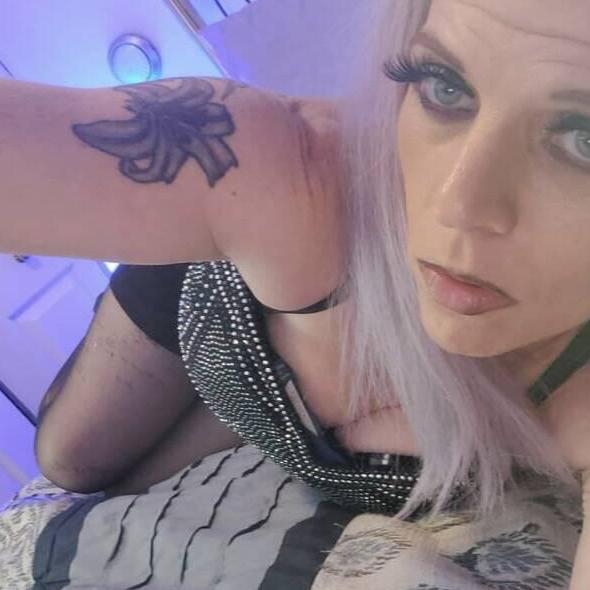 
                        Lily
                     is Female Escorts. | Regina | Saskatchewan | Canada | canadapleasure.com 