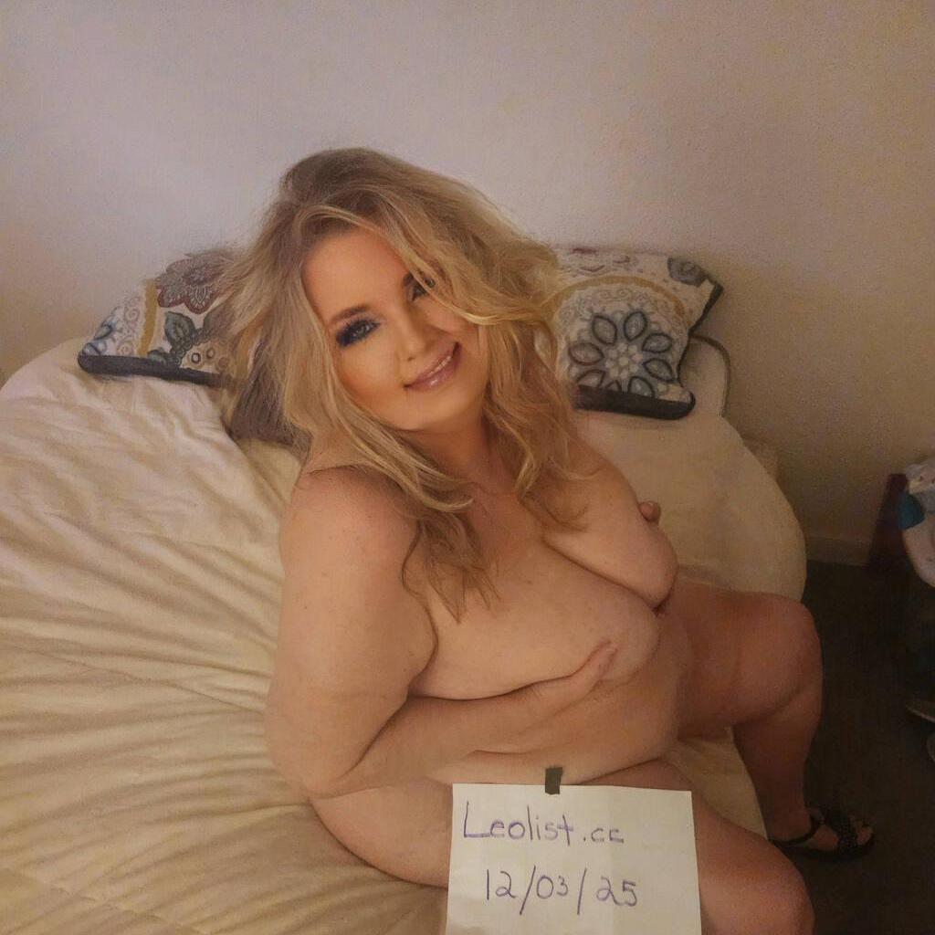 
                        Raelynn
                     is Female Escorts. | Edmonton | Alberta | Canada | canadapleasure.com 
