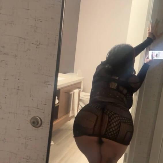 
                        Big Titty Tiffany
                     is Female Escorts. | Hamilton | Ontario | Canada | canadapleasure.com 