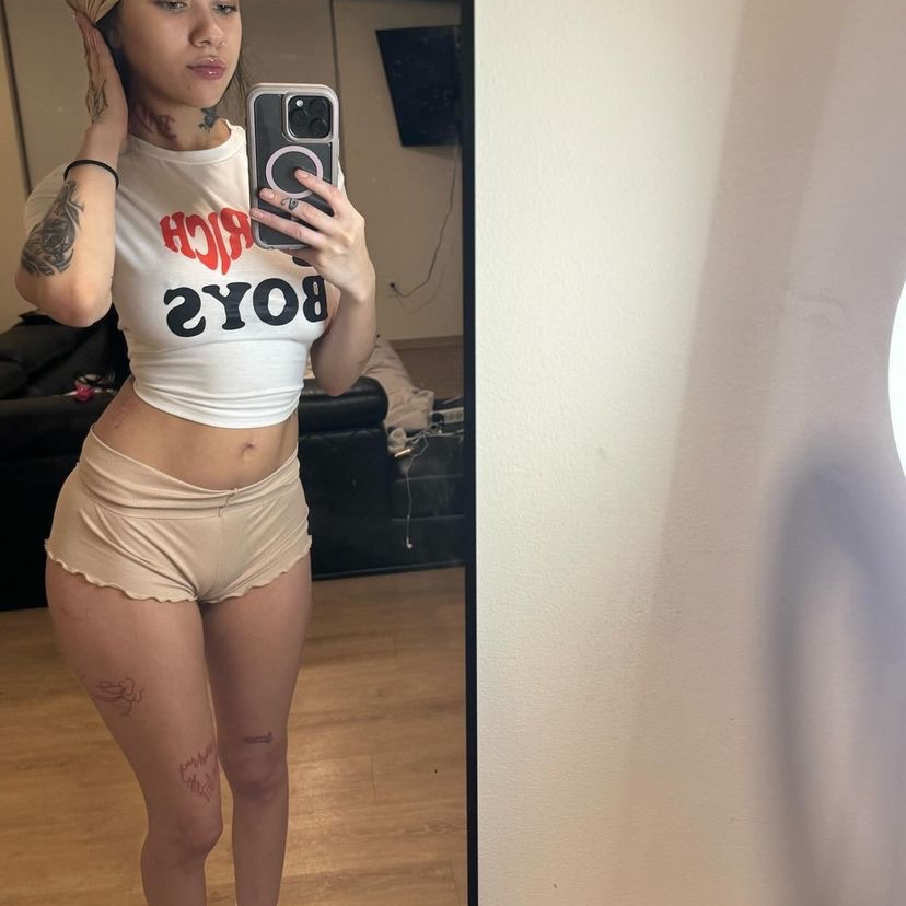 Julina is Female Escorts. | Regina | Saskatchewan | Canada | canadapleasure.com 