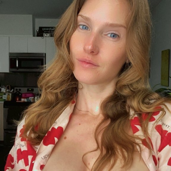 Claire is Female Escorts. | Cariboo | British Columbia | Canada | canadapleasure.com 