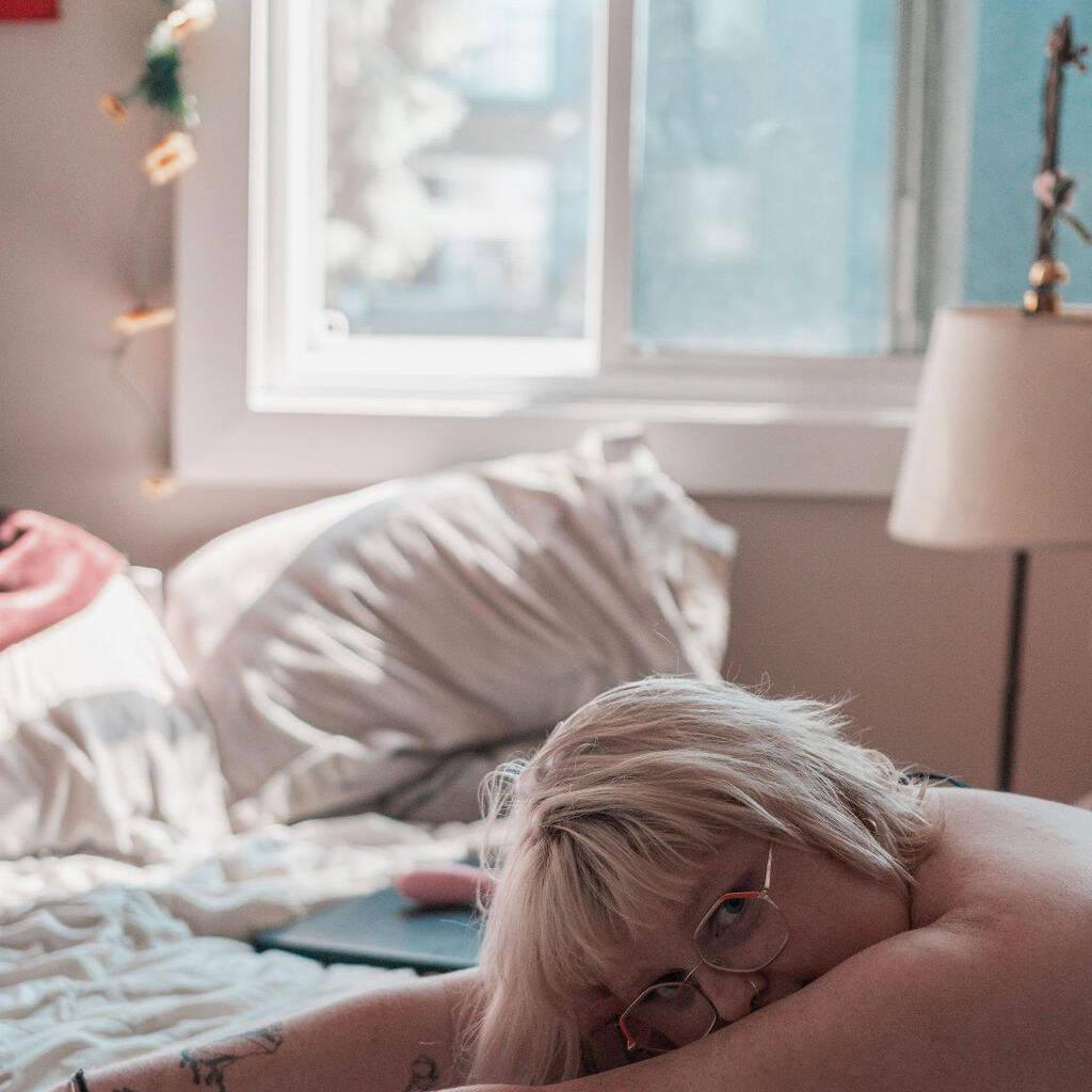 
                        Cinnamon
                     is Female Escorts. | Edmonton | Alberta | Canada | canadapleasure.com 