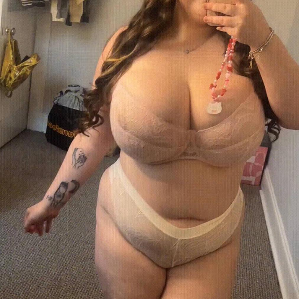 
                        Horny Holly
                     is Female Escorts. | Edmonton | Alberta | Canada | canadapleasure.com 