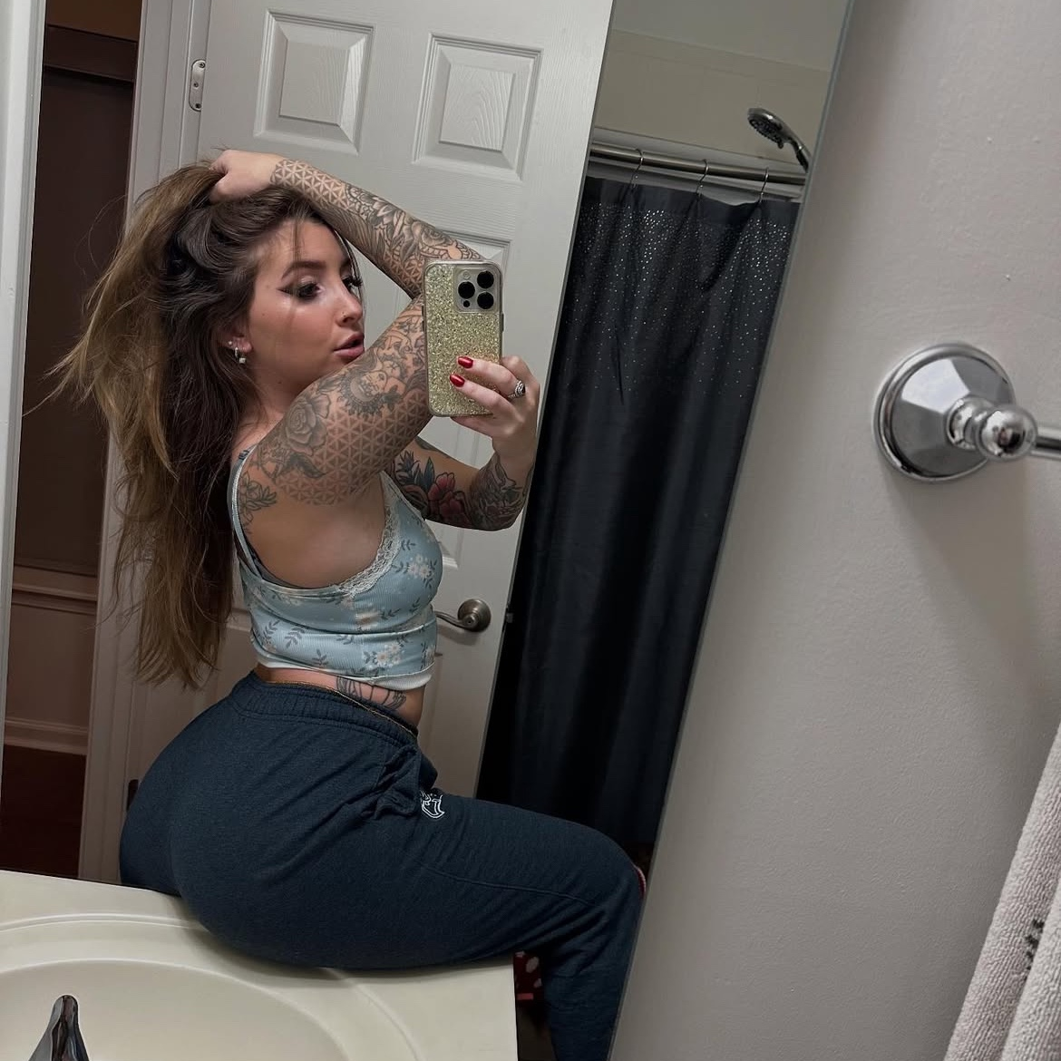 Lizzy is Female Escorts. | Edmonton | Alberta | Canada | canadapleasure.com 