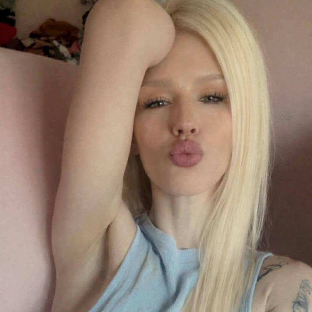 
                        Bella
                     is Female Escorts. | Moncton | New Brunswick | Canada | canadapleasure.com 