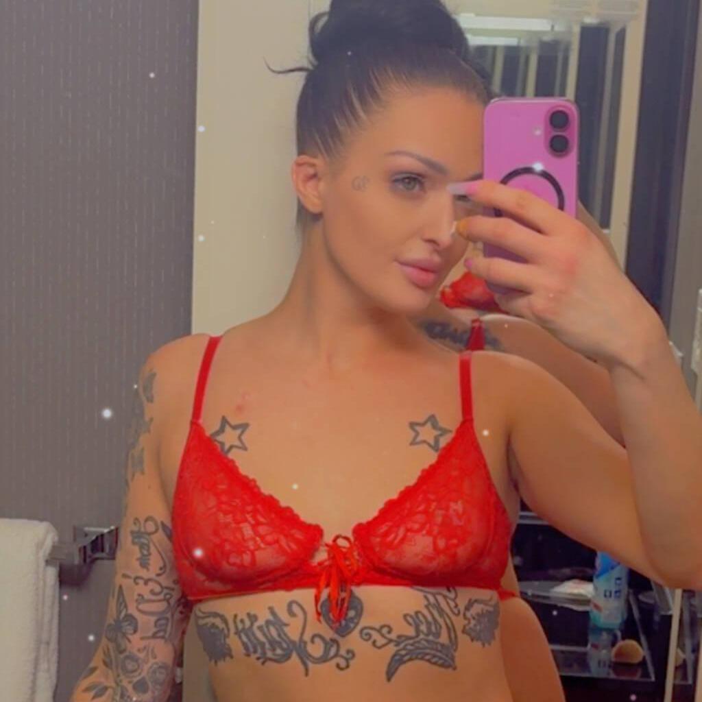 
                        - Hurricane Khloe
                     is Female Escorts. | Niagara | Ontario | Canada | canadapleasure.com 