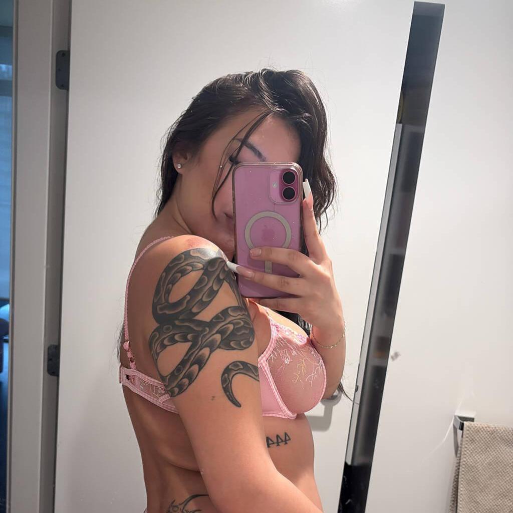 
                        Ally
                     is Female Escorts. | Vancouver | British Columbia | Canada | canadapleasure.com 