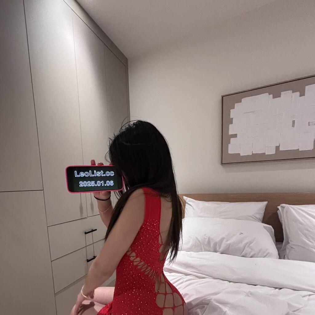 
                        Sarah
                     is Female Escorts. | Montreal | Quebec | Canada | canadapleasure.com 