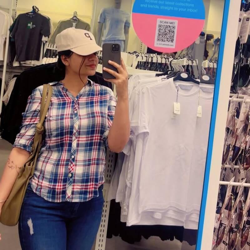 
                        Pooja
                     is Female Escorts. | Edmonton | Alberta | Canada | canadapleasure.com 