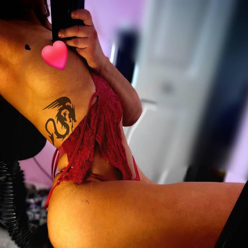 
                        Constance
                     is Female Escorts. | Sunshine Coast | British Columbia | Canada | canadapleasure.com 