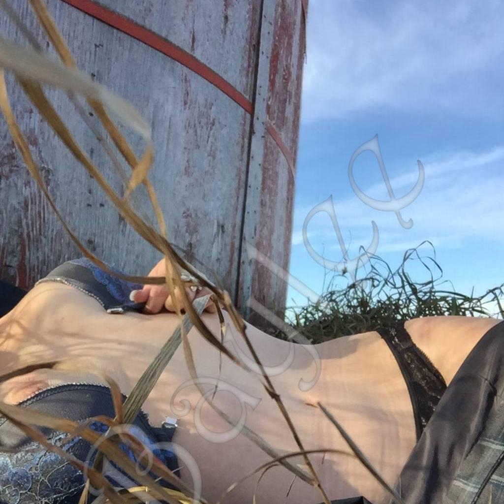 
                        Baylee Shots
                     is Female Escorts. | Peace River Country | British Columbia | Canada | canadapleasure.com 