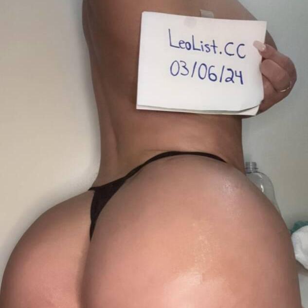 
                        Vivian
                     is Female Escorts. | Toronto | Ontario | Canada | canadapleasure.com 