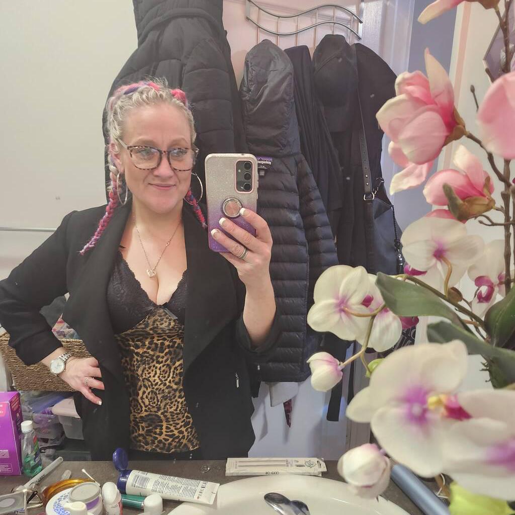 
                        Twisted Tianna
                     is Female Escorts. | Edmonton | Alberta | Canada | canadapleasure.com 