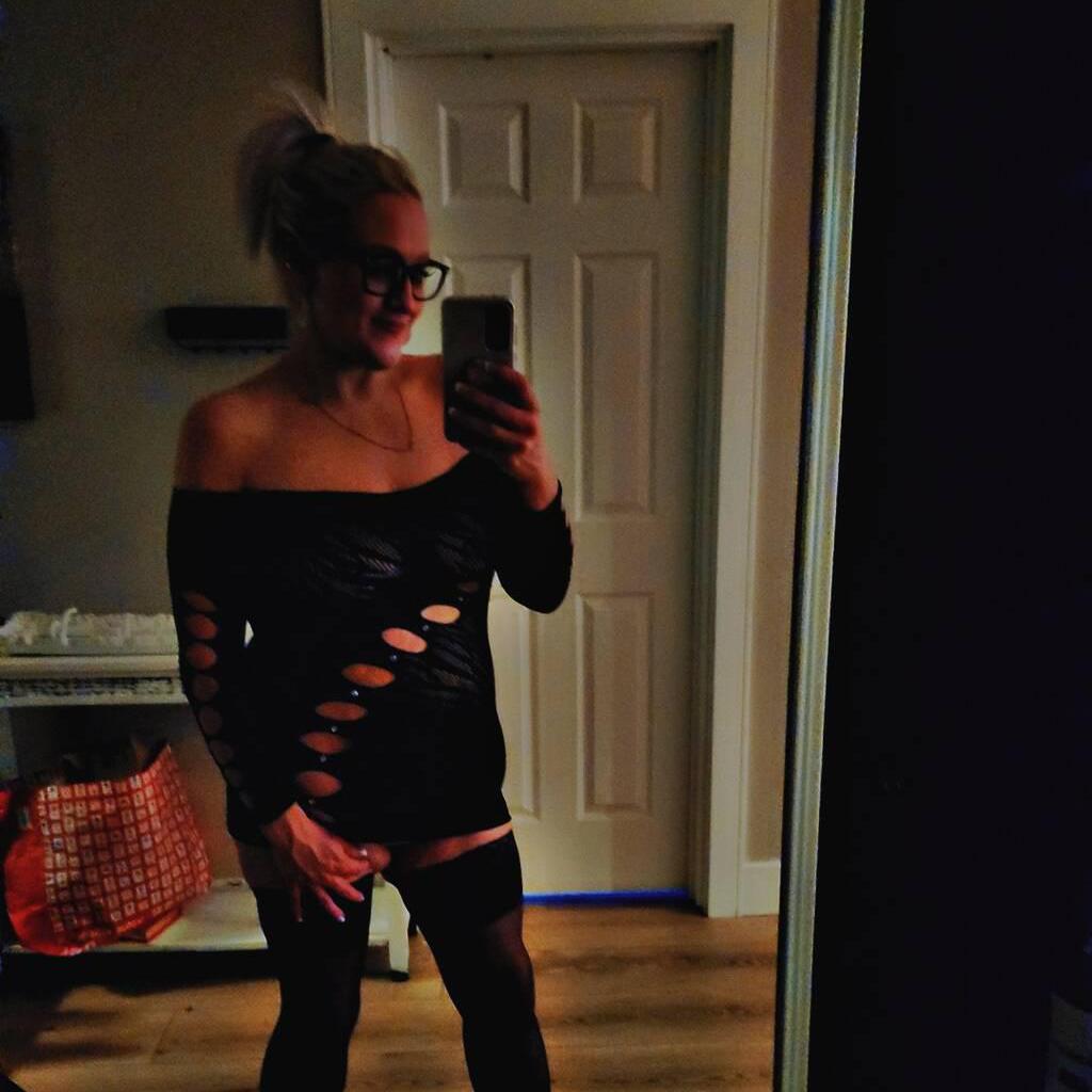 
                        Twisted Tianna
                     is Female Escorts. | Edmonton | Alberta | Canada | canadapleasure.com 