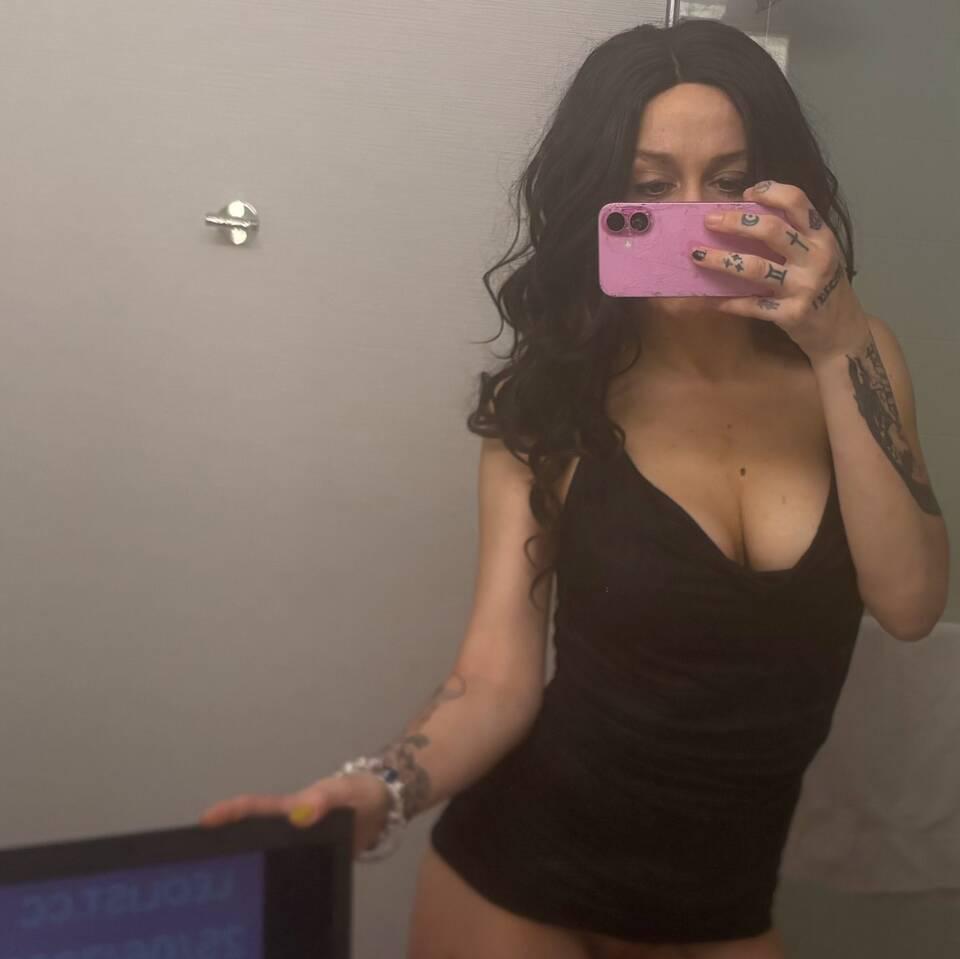 
                        Natalia &  Lilly
                     is Female Escorts. | Toronto | Ontario | Canada | canadapleasure.com 