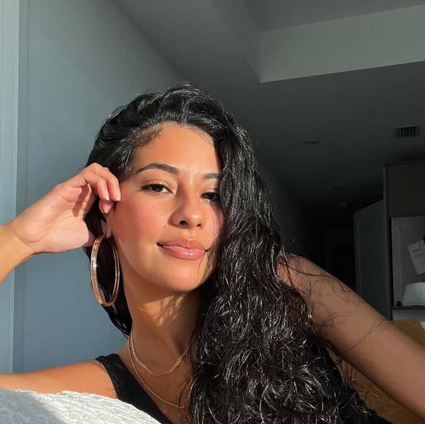 
                        Angèle
                     is Female Escorts. | Montreal | Quebec | Canada | canadapleasure.com 