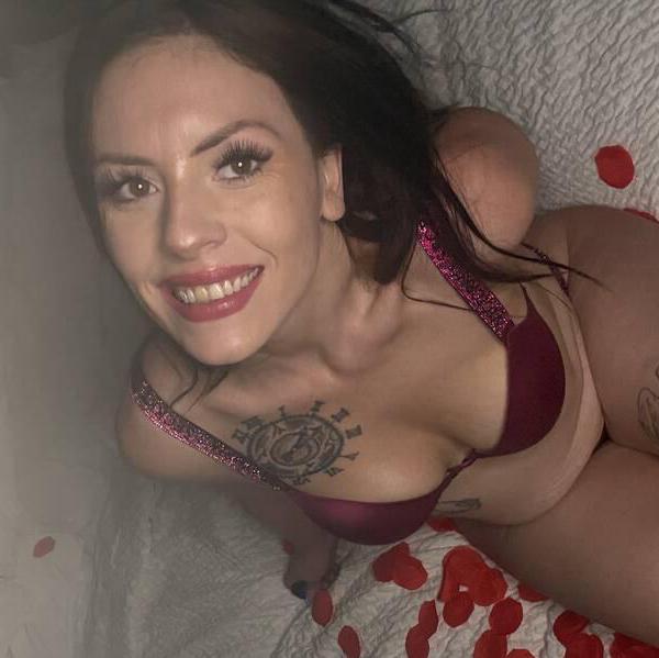 
                        Shania
                     is Female Escorts. | Edmonton | Alberta | Canada | canadapleasure.com 