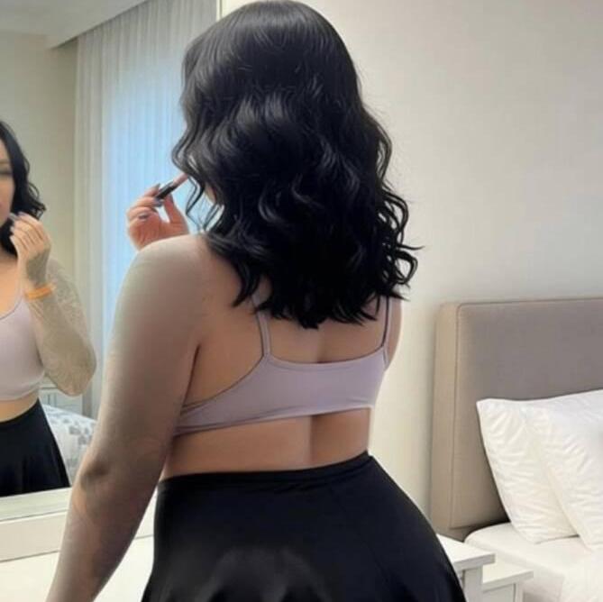 
                        Mia ARGENT COMPTANT
                     is Female Escorts. | Sherbrooke | Quebec | Canada | canadapleasure.com 