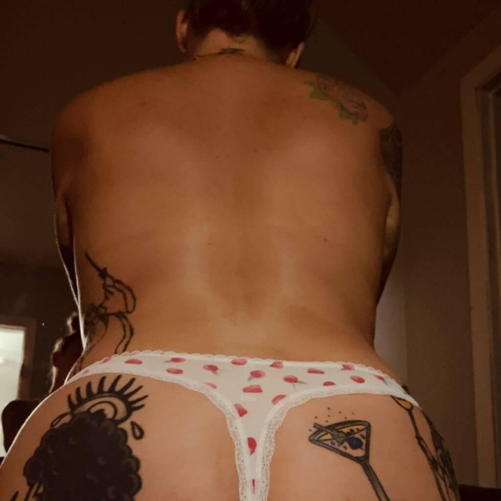 
                        Alice
                     is Female Escorts. | belleville | Ontario | Canada | canadapleasure.com 