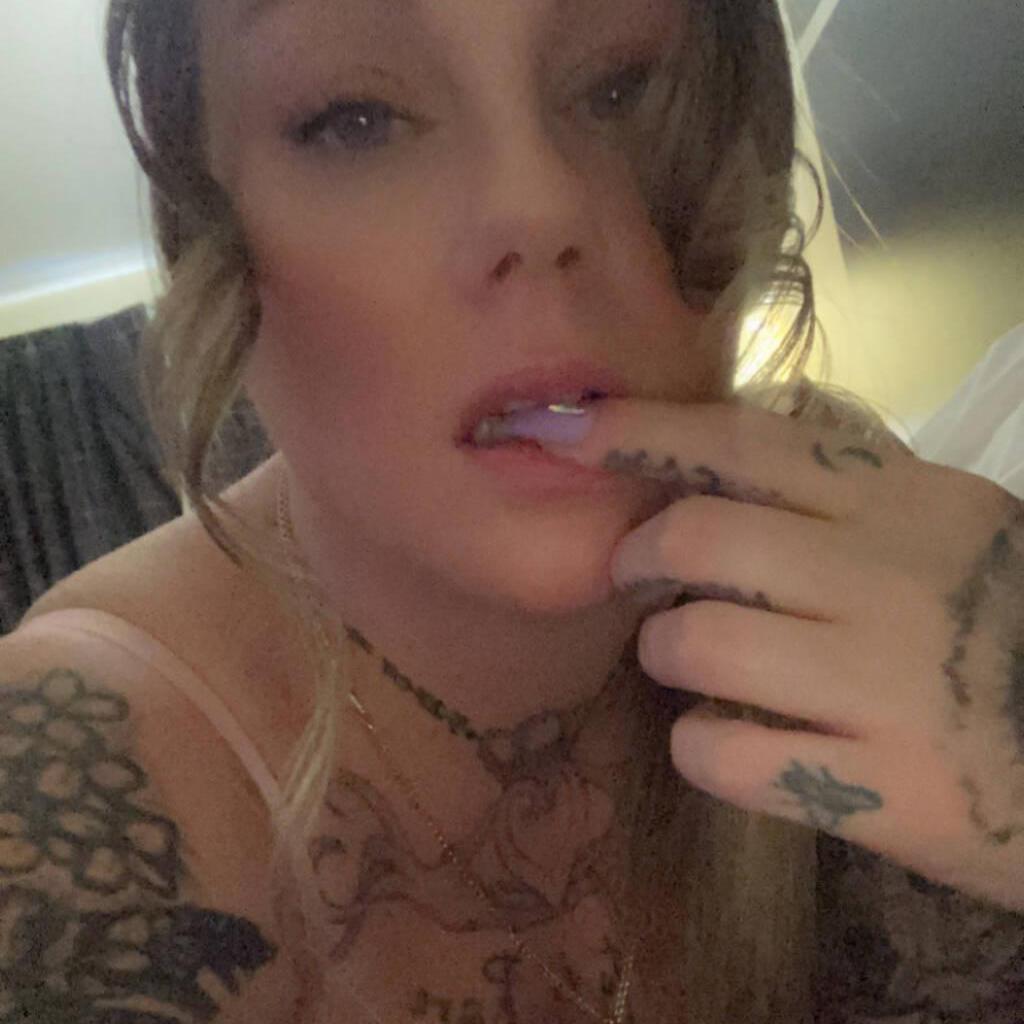 
                        Alice
                     is Female Escorts. | belleville | Ontario | Canada | canadapleasure.com 