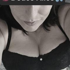 
                        Douce Alice
                     is Female Escorts. | Montreal | Quebec | Canada | canadapleasure.com 