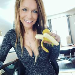 
                        Tracey
                     is Female Escorts. | Barrie | Ontario | Canada | canadapleasure.com 