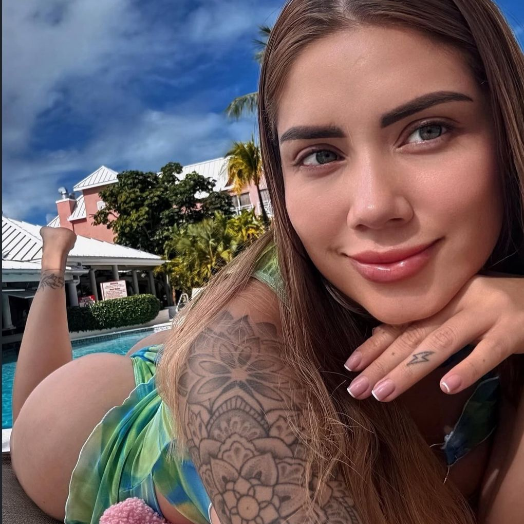 Sarah is Female Escorts. | Vancouver | British Columbia | Canada | canadapleasure.com 