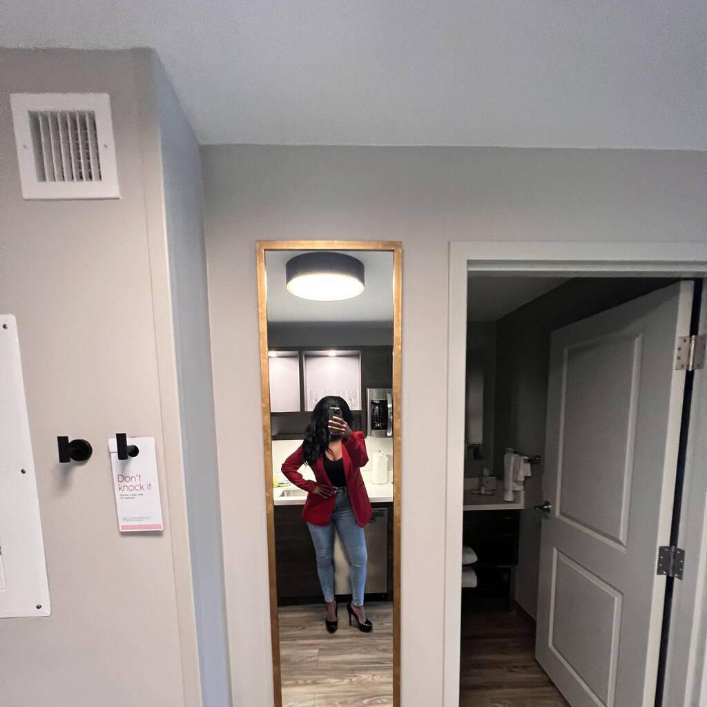 
                        Melina
                     is Female Escorts. | Hamilton | Ontario | Canada | canadapleasure.com 