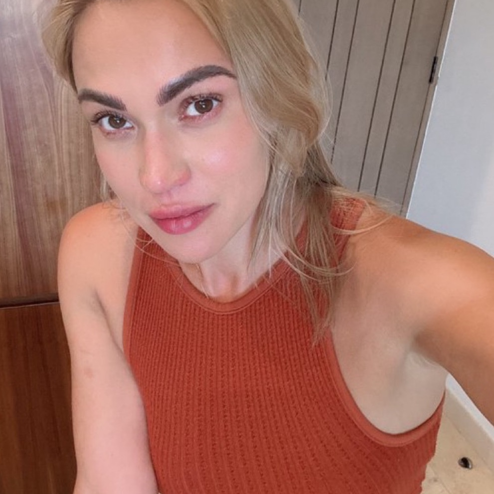 Casey is Female Escorts. | Calgary | Alberta | Canada | canadapleasure.com 