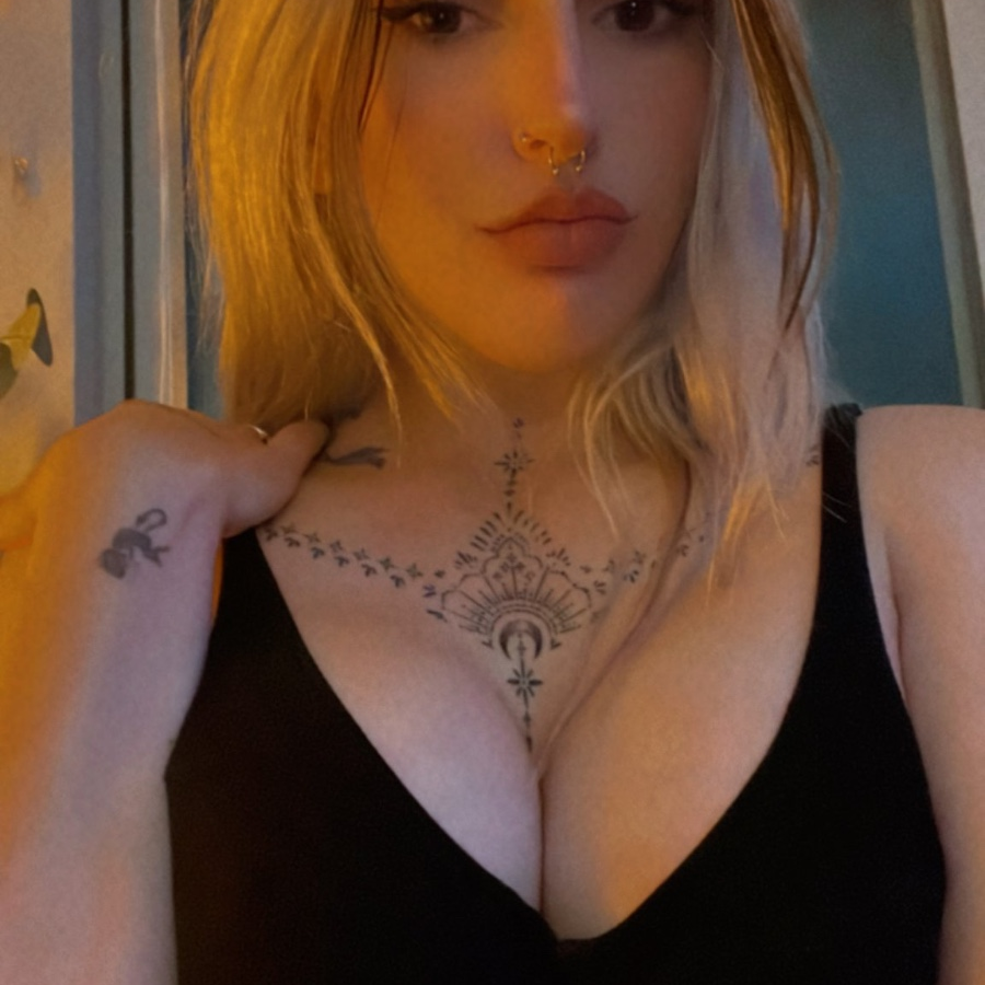 Clara is Female Escorts. | Fredericton | New Brunswick | Canada | canadapleasure.com 