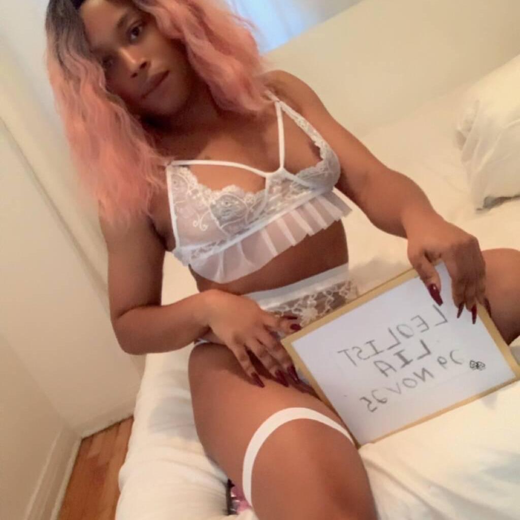 
                        Lia
                     is Female Escorts. | Montreal | Quebec | Canada | canadapleasure.com 