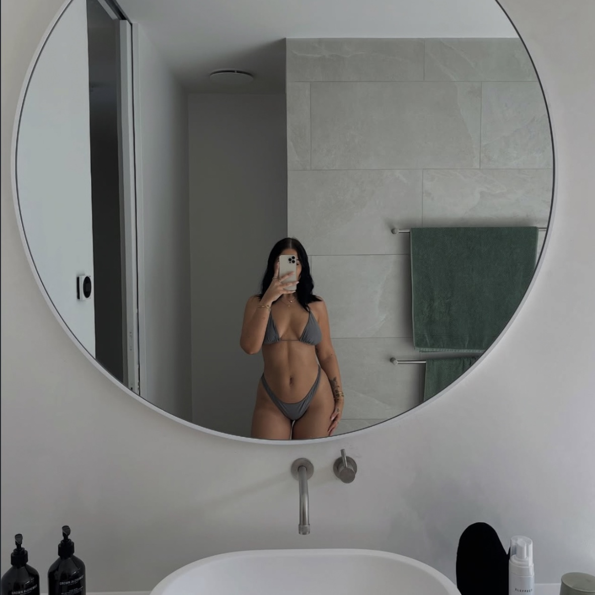 Gilly is Female Escorts. | Ottawa | Ontario | Canada | canadapleasure.com 