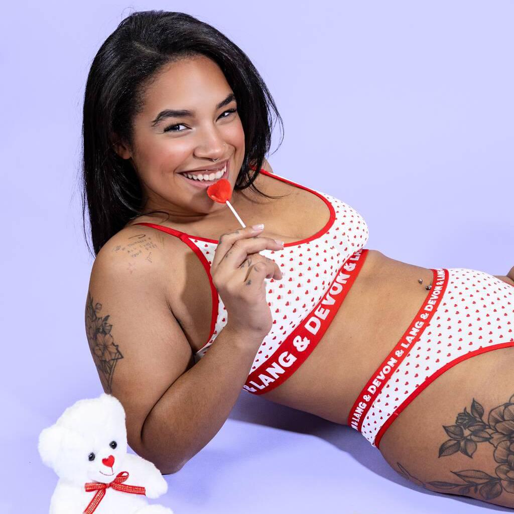 
                        Seraphine Scarlett-Rose
                     is Female Escorts. | Calgary | Alberta | Canada | canadapleasure.com 