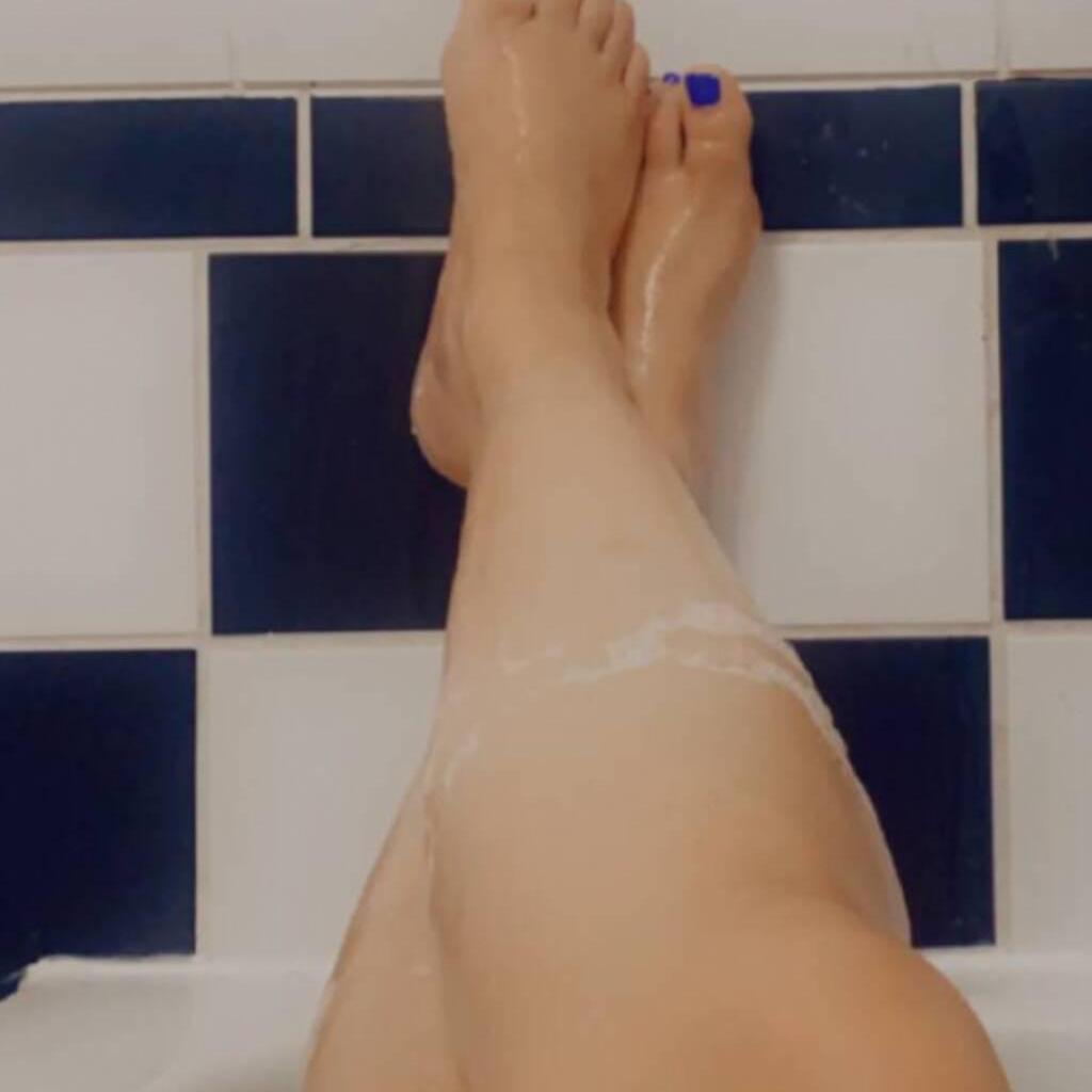 
                        Kelly
                     is Female Escorts. | Niagara | Ontario | Canada | canadapleasure.com 