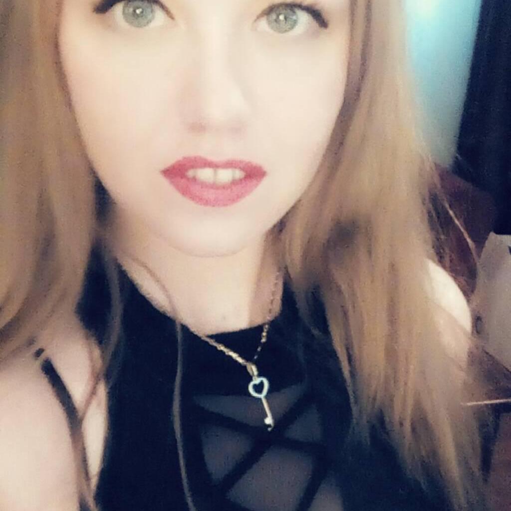 
                        Juice
                     is Female Escorts. | Quebec City | Quebec | Canada | canadapleasure.com 